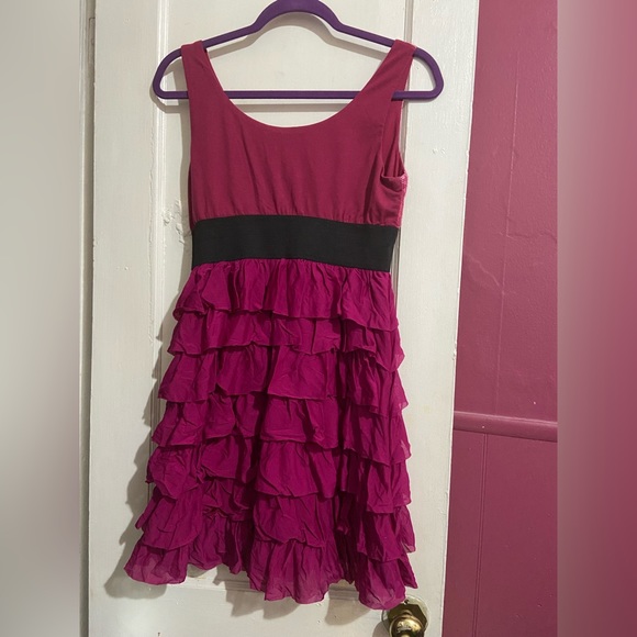 Mandee’s Mini Sequin and Ruffle Dress Size: Large - Picture 2 of 3